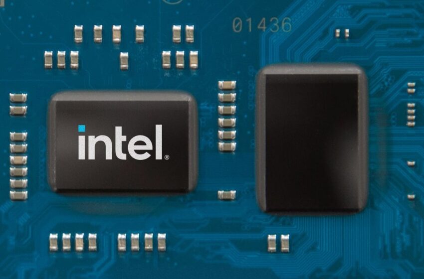  Secretaria de Comercio de EU y funcionarios chinos abordaron preocupación por Intel y Micron