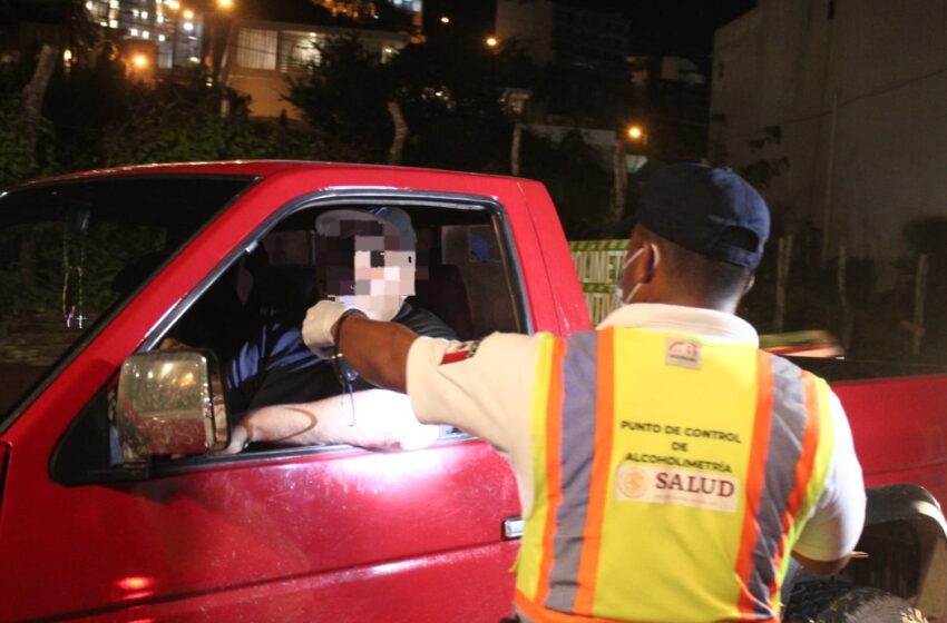  Dispositivo Alcoholímetro sanciona a 26 conductores por conducir en estado inconveniente, uno más fue detenido