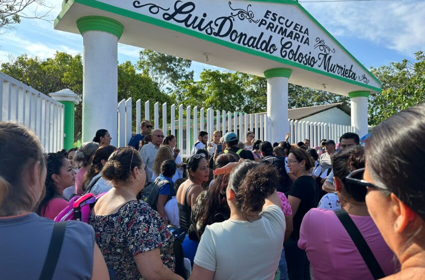  Liberada la Escuela Primaria Luis Donaldo Colosio Murrieta tras Protesta de Padres de Familia