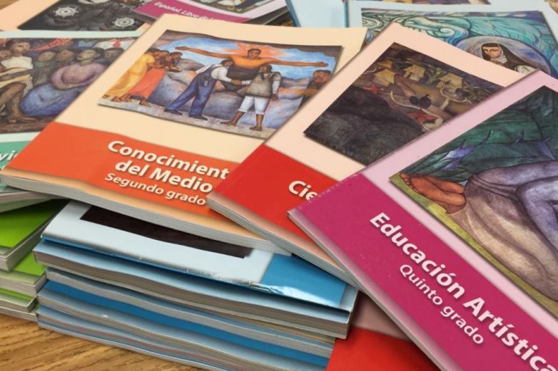  Ya inició el ciclo escolar y todavía no llegan los libros de texto a secundarias de Mazatlán