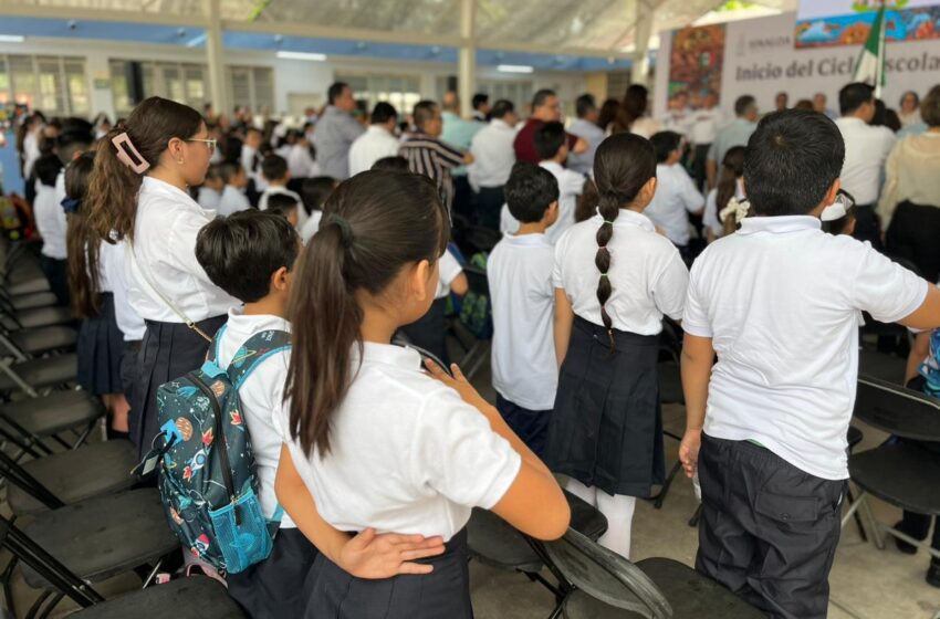  A clases 570 mil estudiantes de Sinaloa