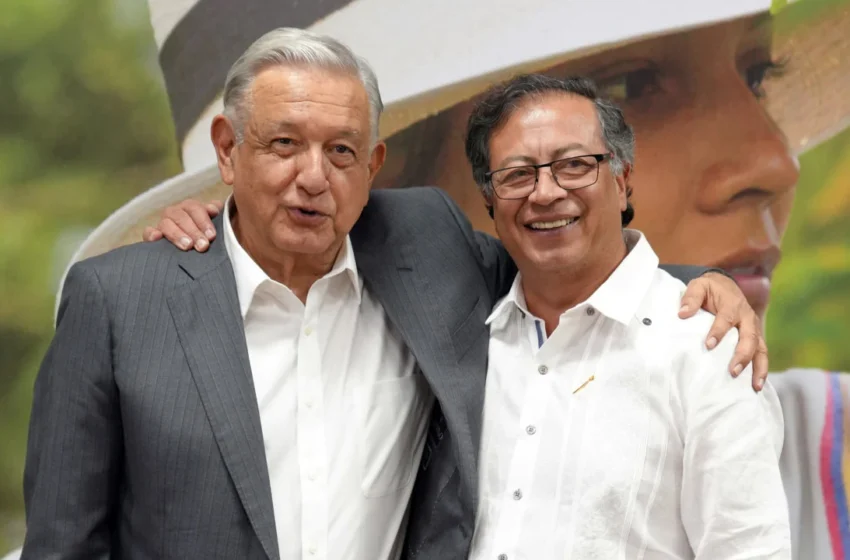  Petro y AMLO se reúnen por primera vez en Colombia para hablar de paz y de drogas