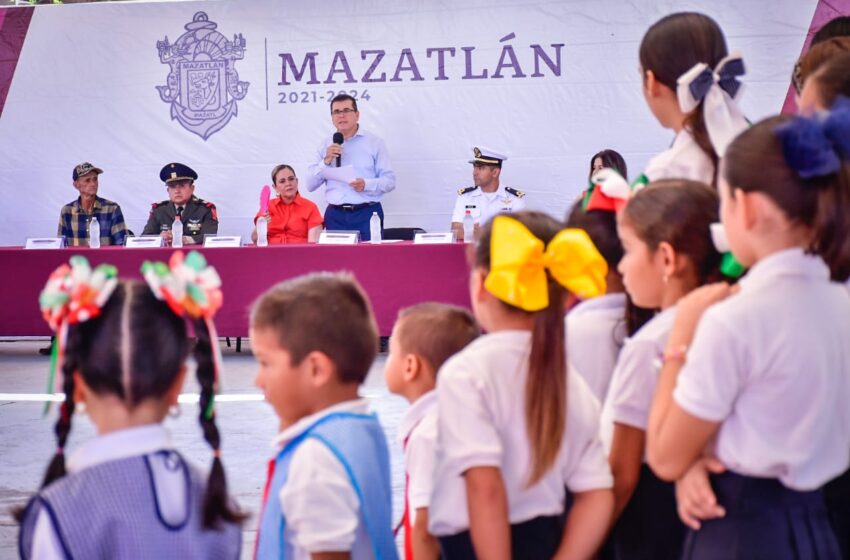  Ante las altas temperaturas en Mazatlán se van a suspender las ceremonias del Lunes Cívicos en las escuelas