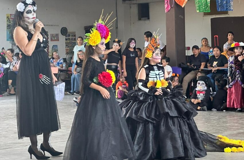  Le ganan al Halloween; en escuelas de Mazatlán celebran Día de Muertos