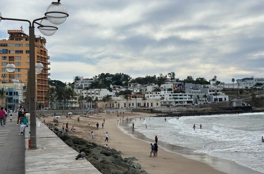  Condiciones Óptimas en las Playas de Mazatlán 