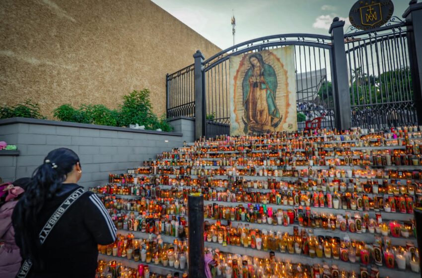  Madrugando feligreses a festejar a la Virgen de Guadalupe en Culiacán