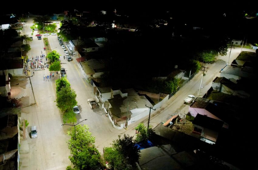  Llega la luz blanca a la Comunidad de Cofradía, Mazatlán