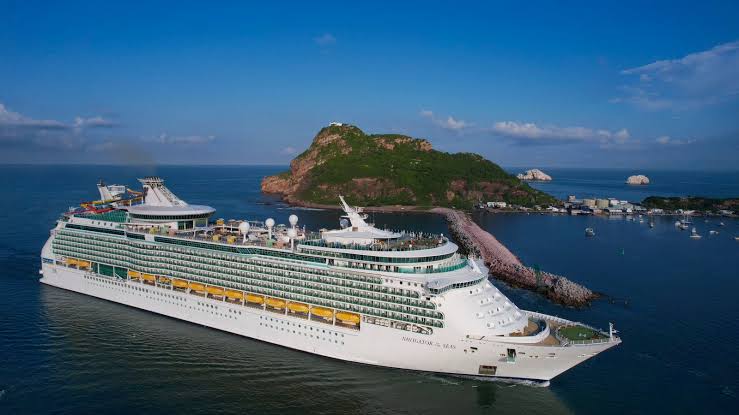  Arribo de cruceros 2024 a Mazatlán, ya suman 7 mil 948 pasajeros y 2 mil 616 tripulantes