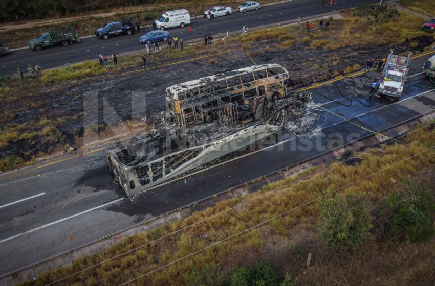  Sería el chofer del tráiler el hospitalizado en Mazatlán, no el del camión accidentado: Salud