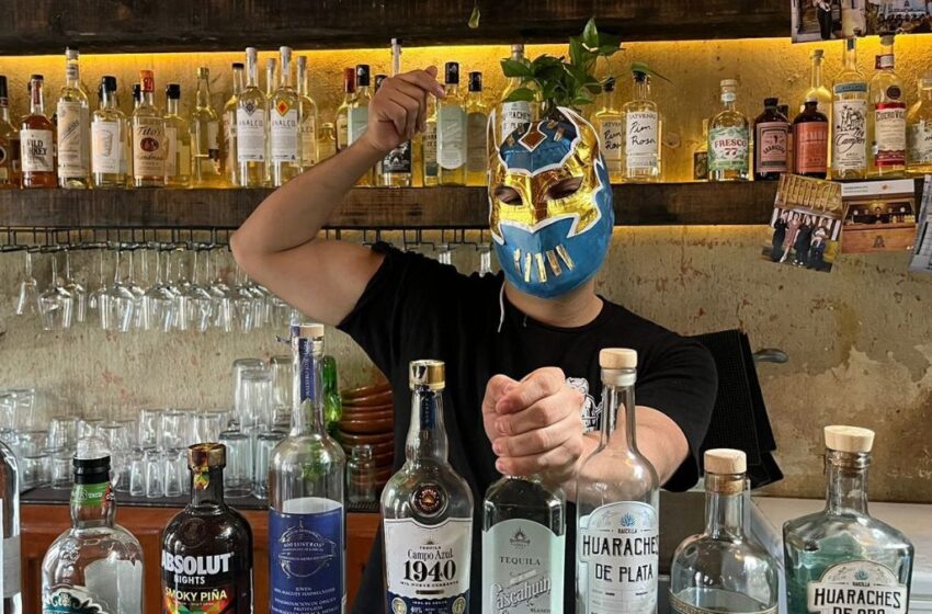  Conoce a ‘Trucha Jr.’, el mejor bartender de Sinaloa  
