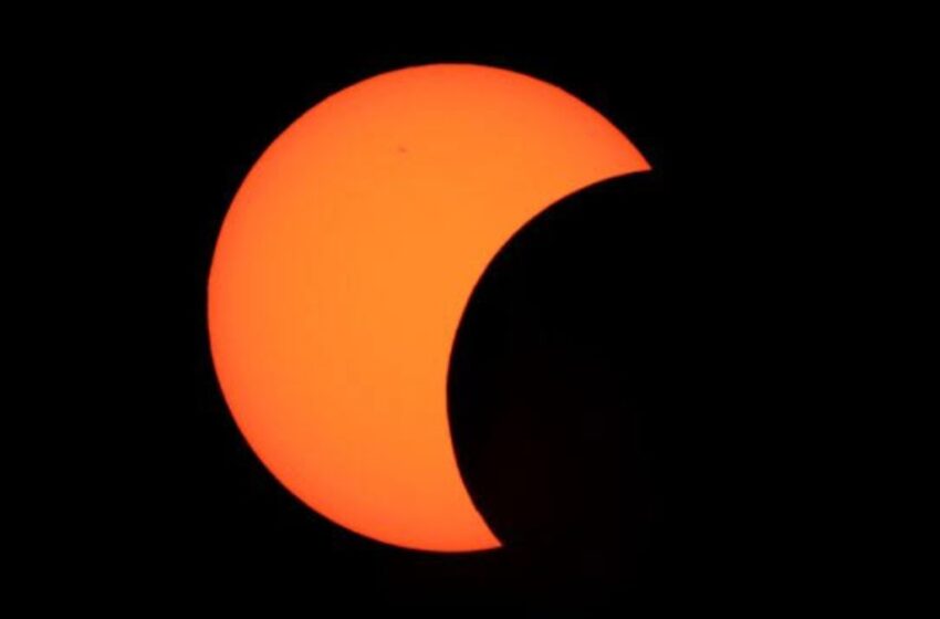  La transmisión oficial de NASA en español tendrá acceso el público dónde estarán telescopios para observar el eclipse
