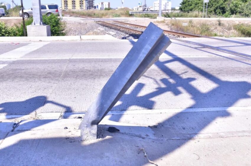  ¡Oh por Dios! Dañan pluma del cruce ferroviario de la Peche Rice 