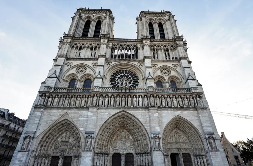  Trump viajará a París para la reapertura de la catedral de Notre Dame