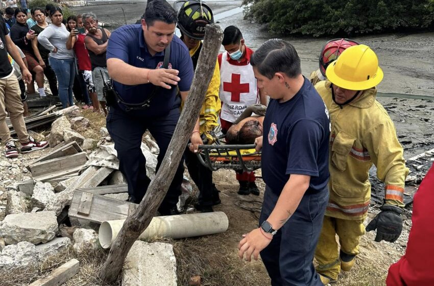 Rescatan a dos personas atrapada en la Marisma, una en Colonia Quinta Chapalita y otro en Francisco I. Madero