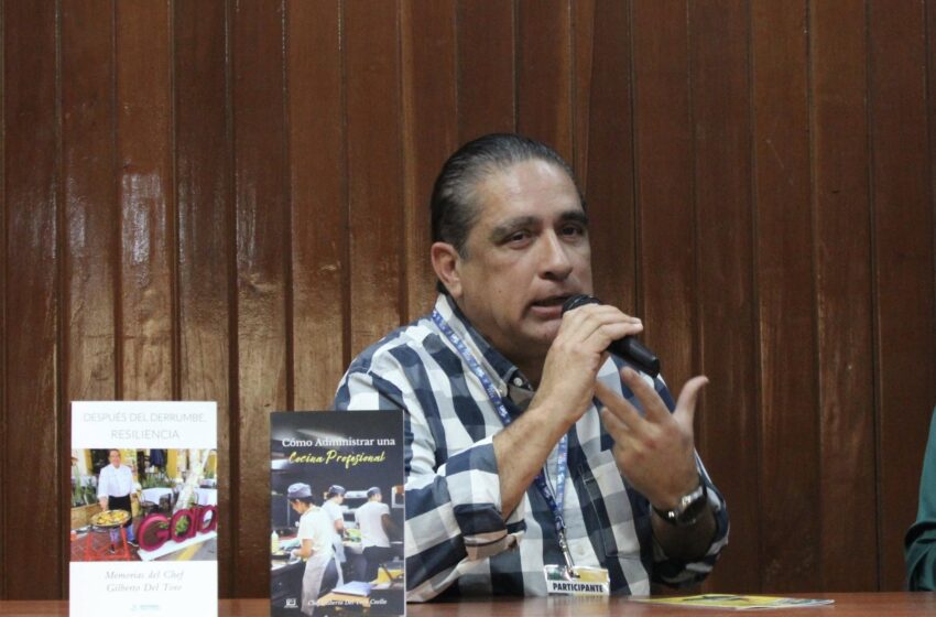  Presentan los libros “Después del derrumbe, resiliencia” y “Cómo administrar una cocina profesional” del chef Gilberto del Toro en la Feria del Libro UAS 2025