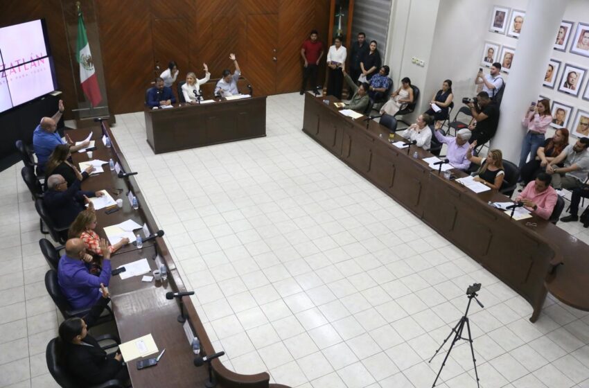  Regidores Aprobaron Dictámenes que Favorecen con Más Ingresos a la Comuna